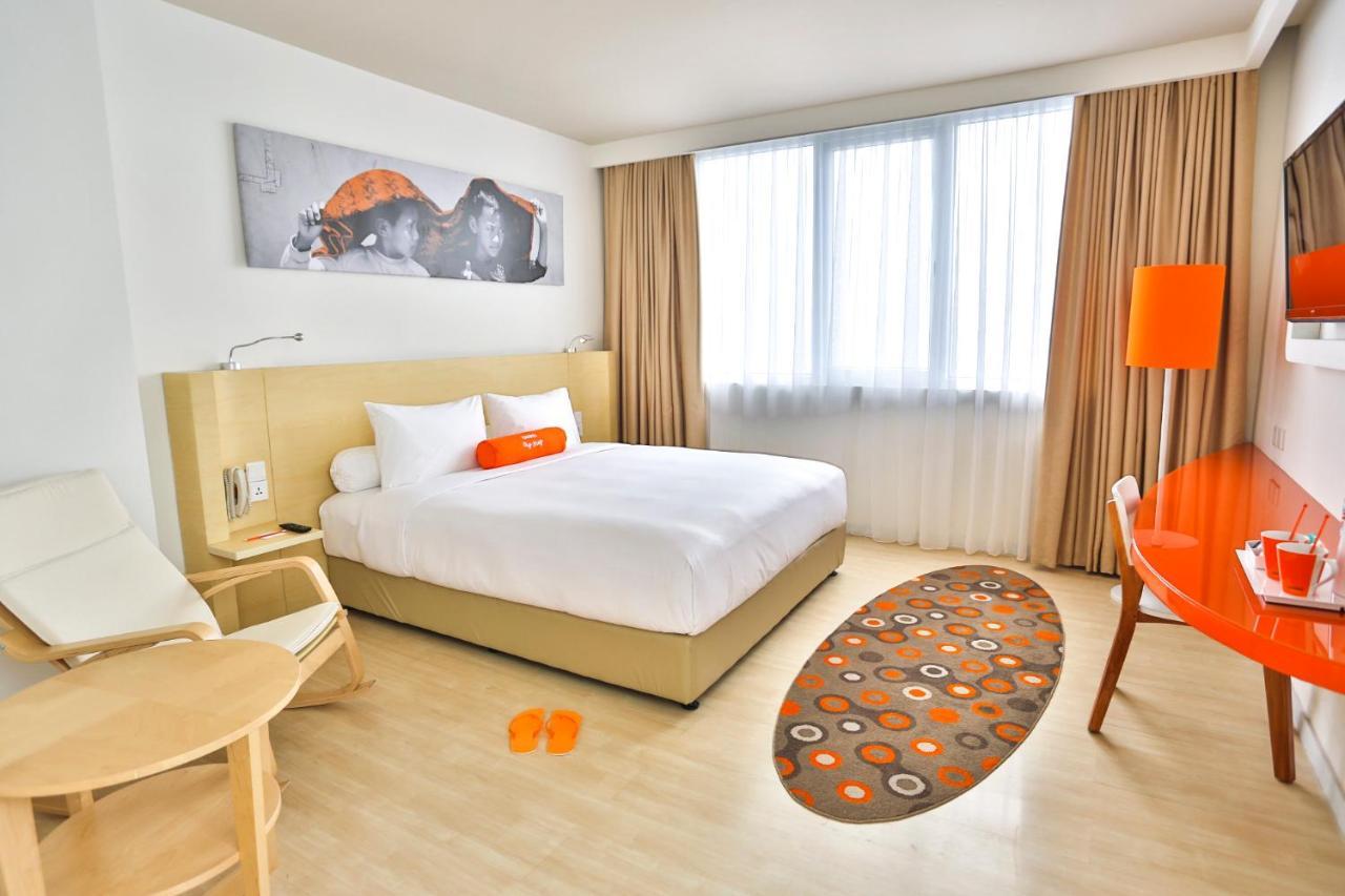 Harris Hotel Понтіанак Екстер'єр фото